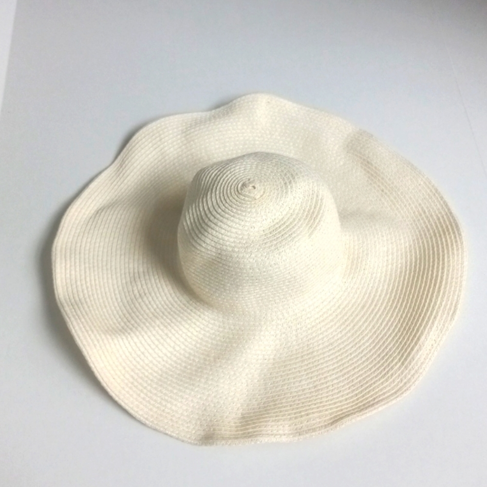 OFF WHITE SUMMER HAT